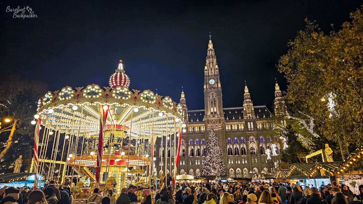 Illuminated Christmas market at Rathausplatz in Vienna at dusk – Vienna